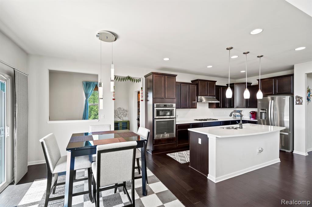 4562 Cloverdale Court, Lake Orion, MI — Photo 22