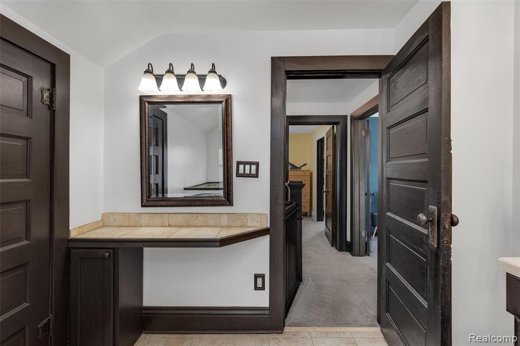 709 E Clinton Street, Howell, MI 48843 — Photo 24