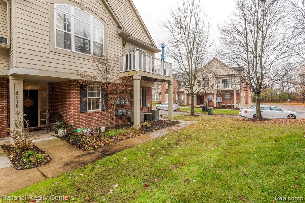 4218 ELIZABETH Avenue, Canton, MI 48188 — Photo 2