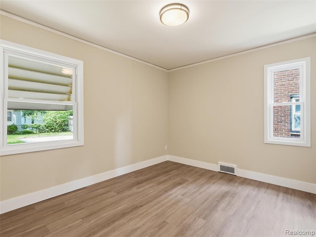 16835 Lesure Street, Detroit, MI 48235 — Photo 15