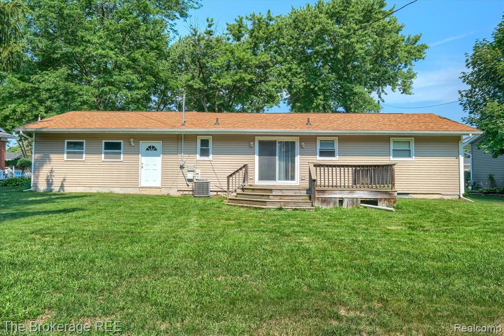 744 W Chelsea Circle, Davison, MI 48423 — Photo 4