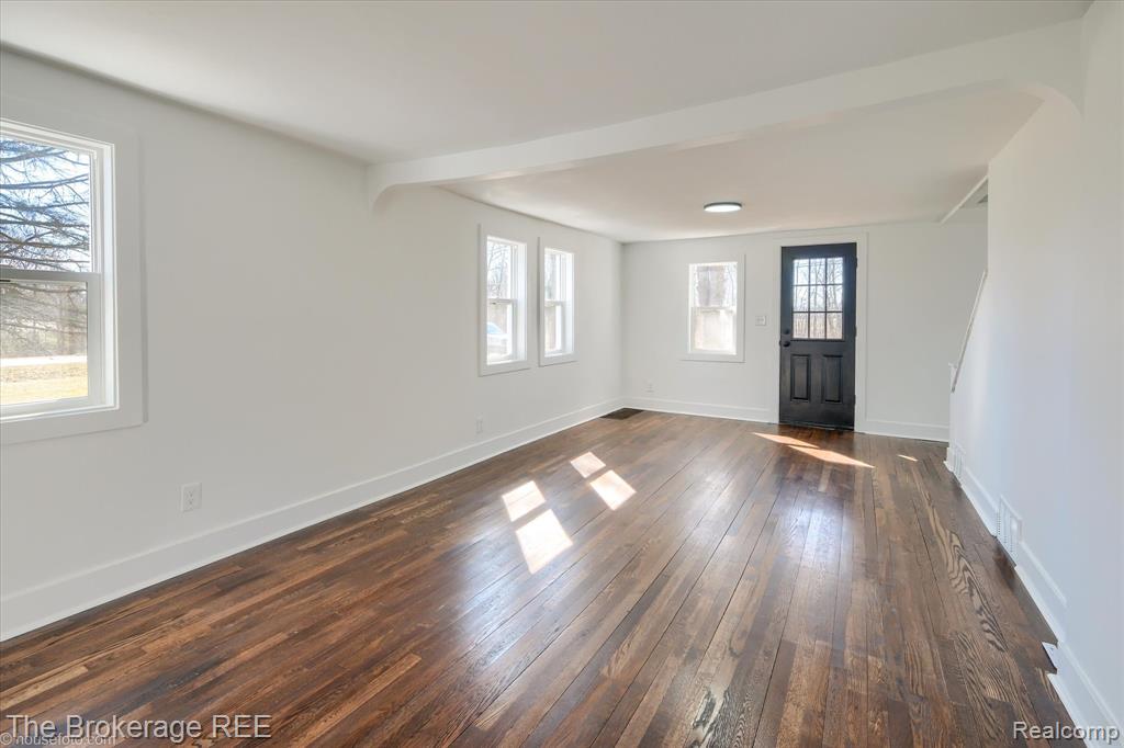 5447 Sitka Street, Burton, MI 48519 — Photo 14