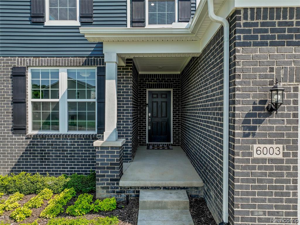 6003 Winsford Lane, Clarkston, MI — Photo 8