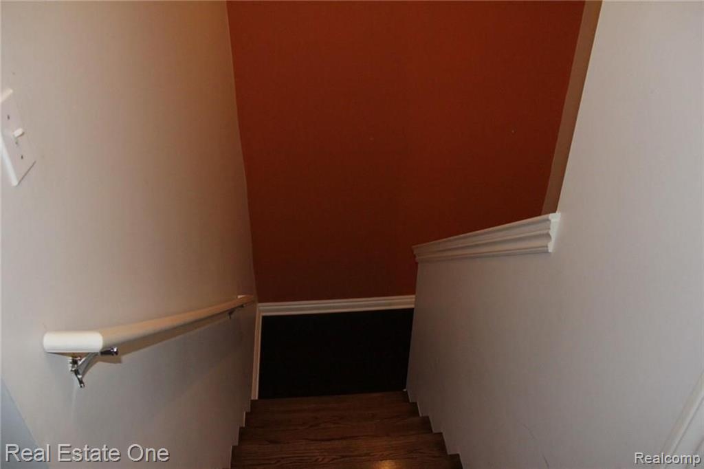 45435 N STONEWOOD Road, Canton, MI 48187 — Photo 17