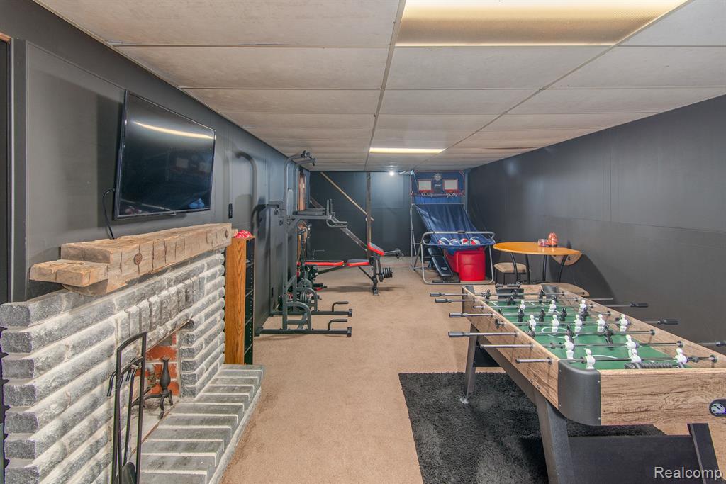 5255 OAKVIEW Drive, Swartz Creek, MI 48473 — Photo 16