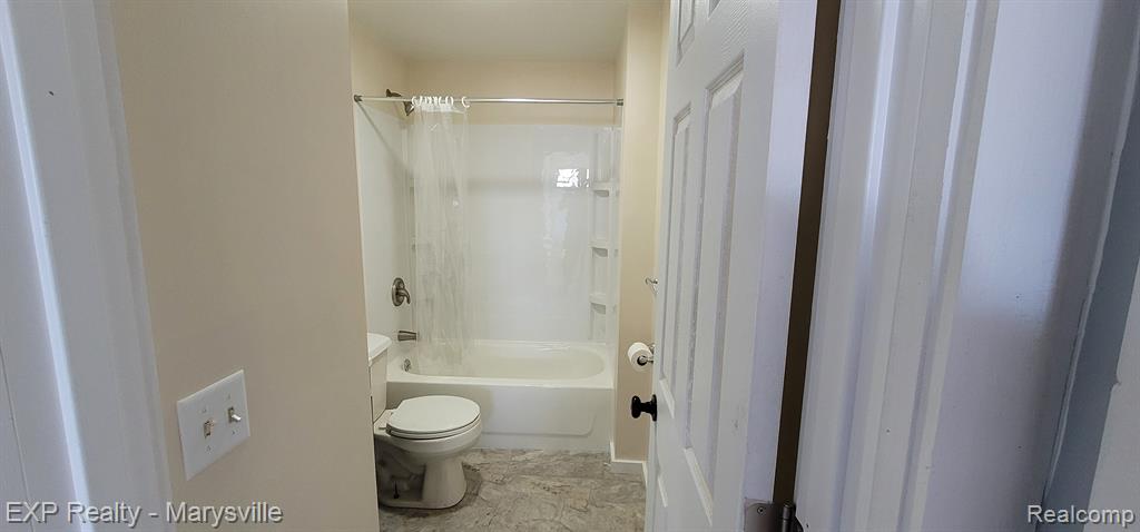 6515 LAKESHORE Road, Burtchville, MI 48059 — Photo 18