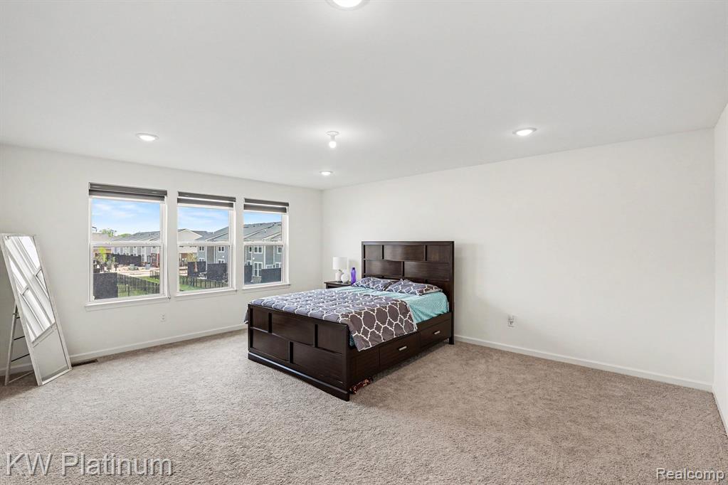 4918 Knollwood Drive, Troy, MI 48085 — Photo 10