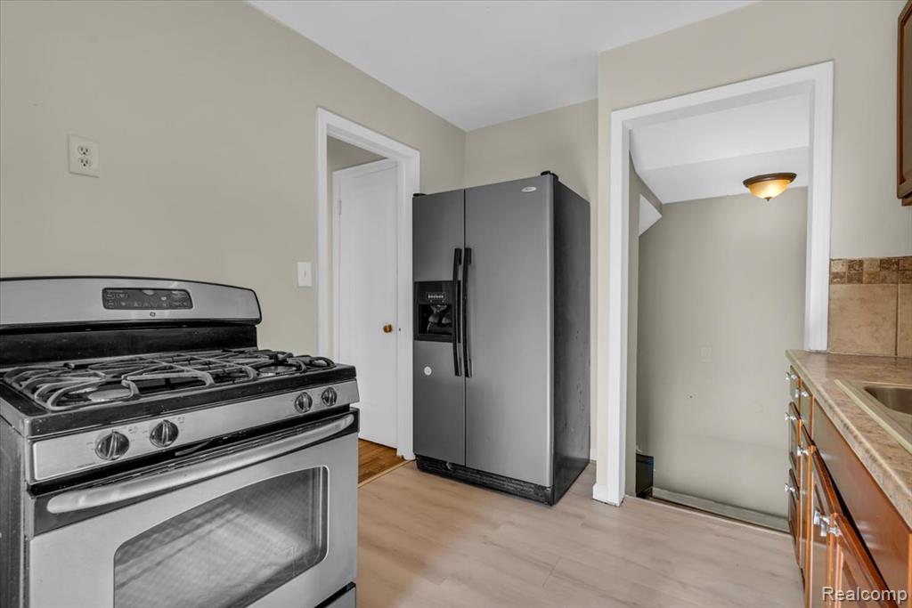 5164 Hereford Street, Detroit, MI 48224 — Photo 14