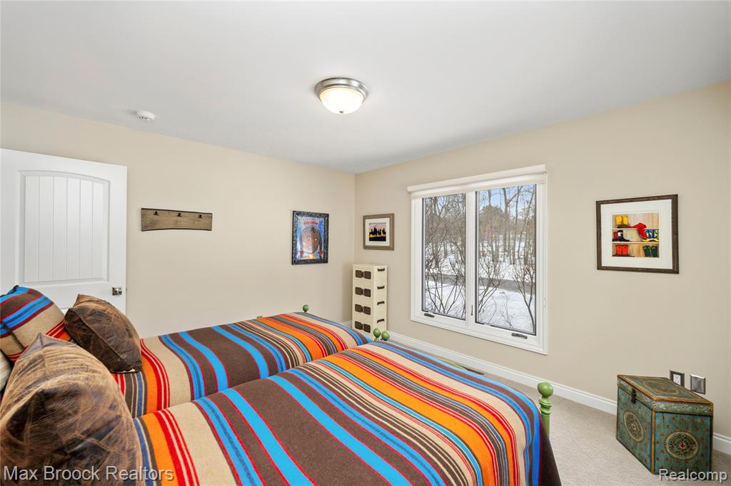 5867 BRAVO COURT, Orchard Lake Village, MI 48324 — Photo 49