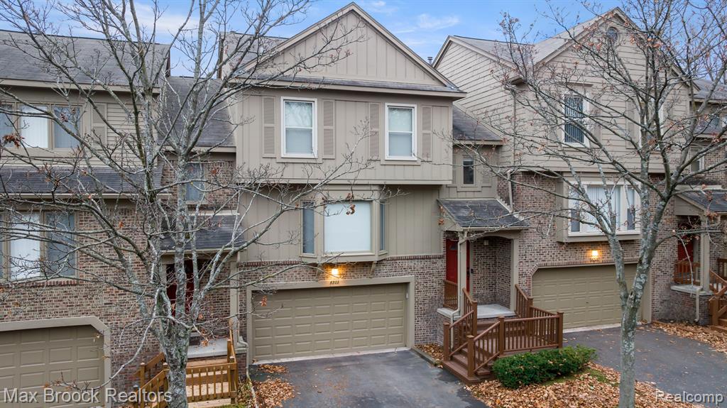 6322 ASPEN RIDGE Boulevard, West Bloomfield, MI