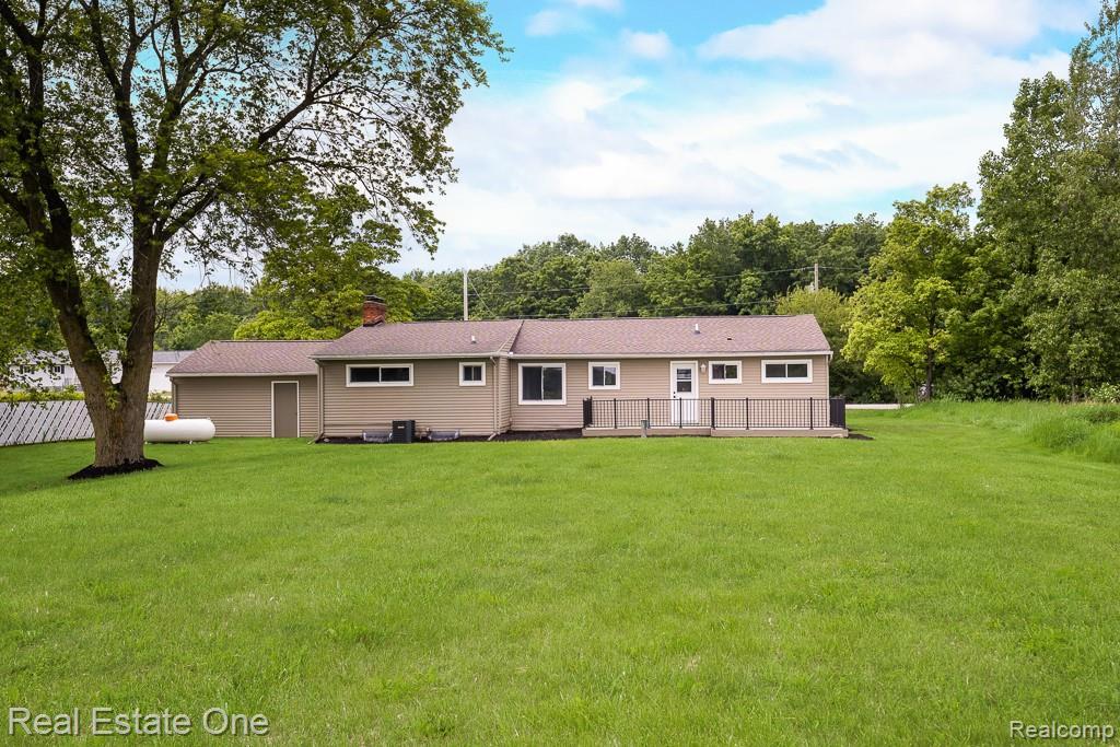 8249 Beers Road, Swartz Creek, MI 48473 — Photo 31