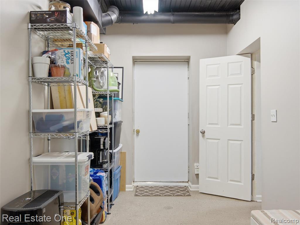 4011 Lotus Drive, Waterford, MI 48329 — Photo 57