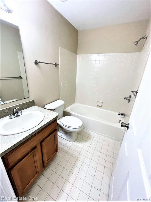 4103 CAMERON Circle, Walled Lake, MI 48390 — Photo 10