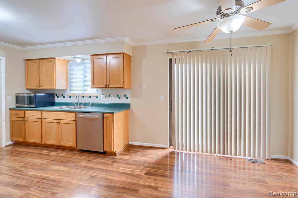 496 Central Street, Marysville, MI 48040 — Photo 7