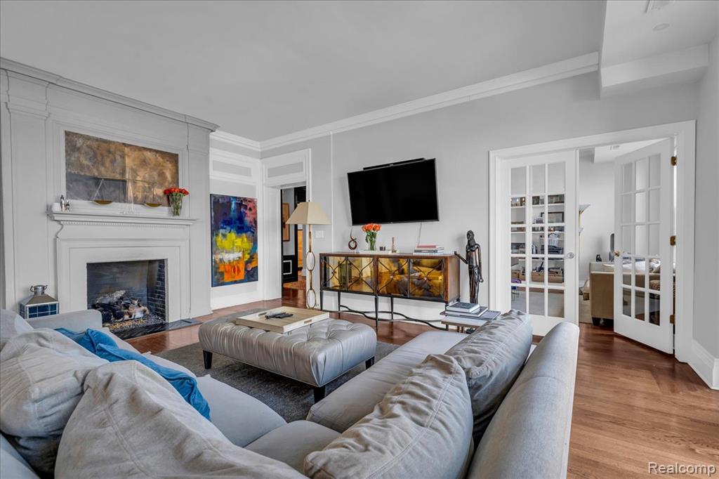 2900 E Jefferson Avenue, C5, Detroit, MI 48207 — Photo 9