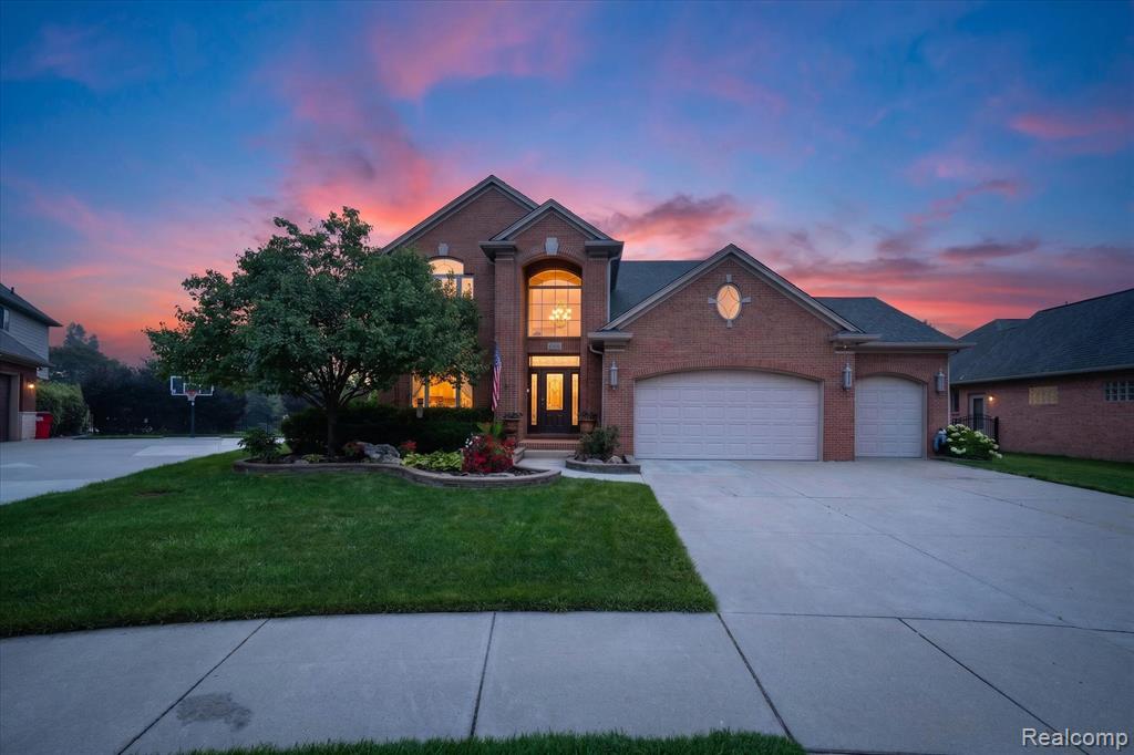 50414 Greycoat Lane, Macomb, MI 48044