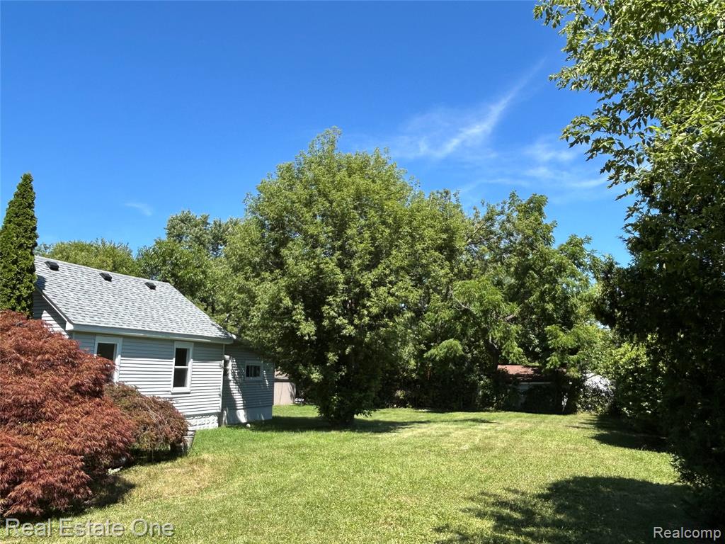 458 Kenilworth Avenue, Pontiac, MI 48342 — Photo 18