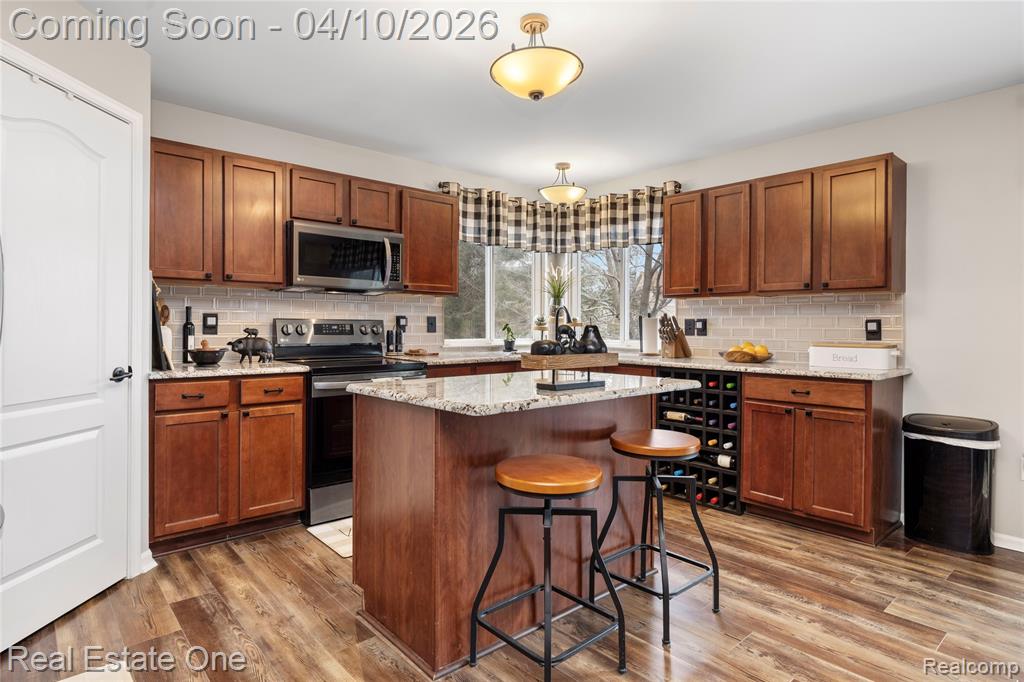 42756 Winding Pond Trail, Belleville, MI 48111 — Photo 20