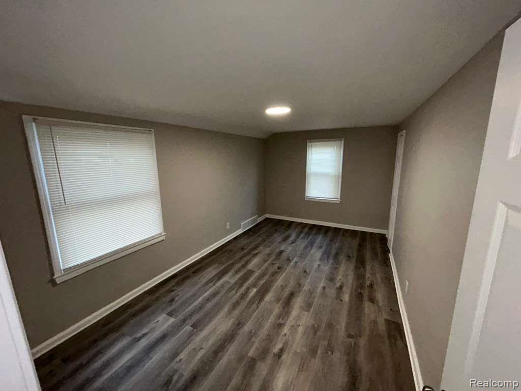 20412 Steel Street, Detroit, MI 48235 — Photo 17