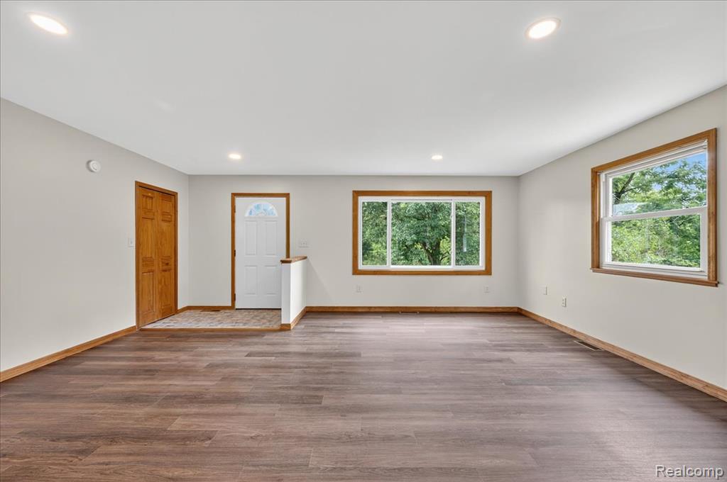 625 N Lake George Road, Attica, MI 48412 — Photo 16
