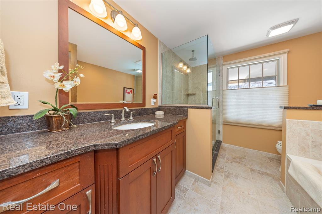 16548 Winchester Drive, Northville, MI 48168 — Photo 31