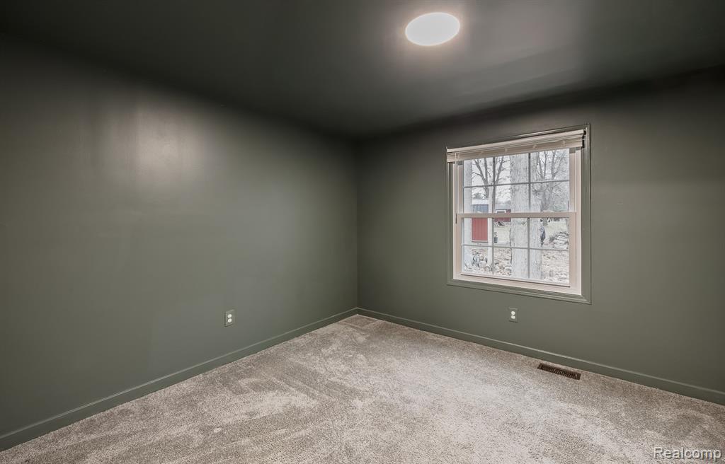775 Basswood Drive, Rochester Hills, MI 48309 — Photo 28