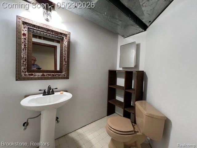 1465 BEACHLAND Boulevard, Keego Harbor, MI 48320 — Photo 30