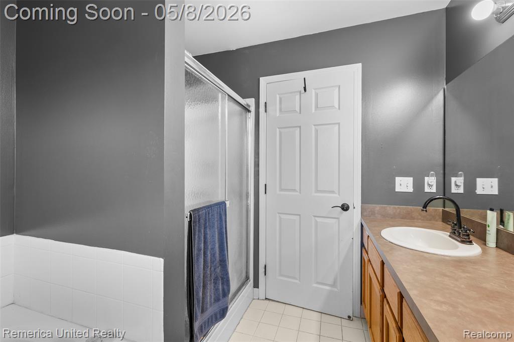 2558 Clivedon Road, Howell, MI 48843 — Photo 42