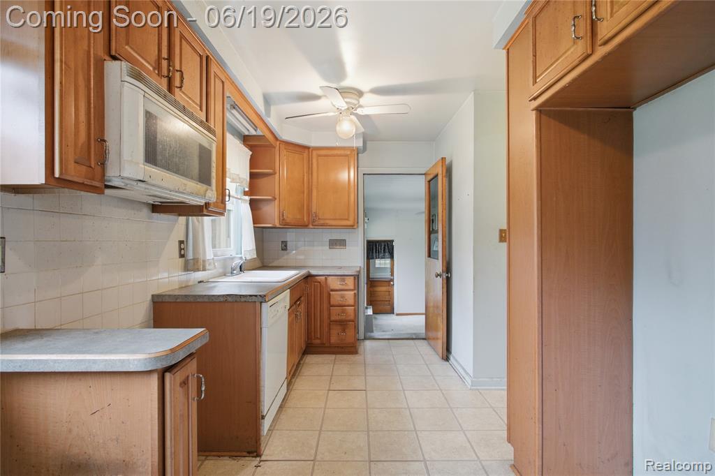 14154 Marion, Redford, MI 48239 — Photo 25