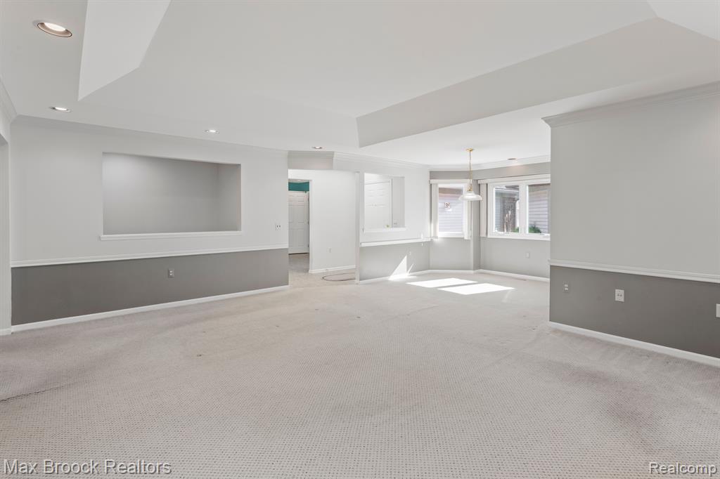 21394 Magnolia Court, 7, Farmington Hills, MI 48336 — Photo 13