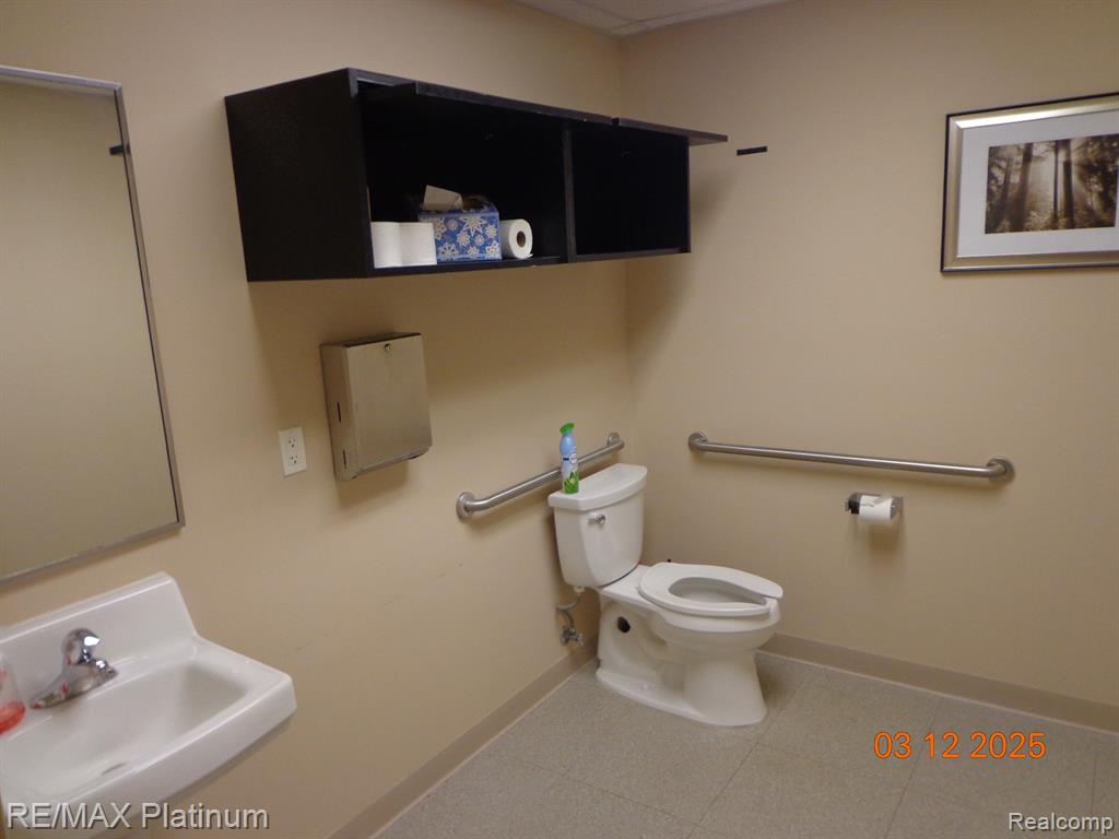 415 ROUNDS Drive, Fenton, MI 48430 — Photo 27