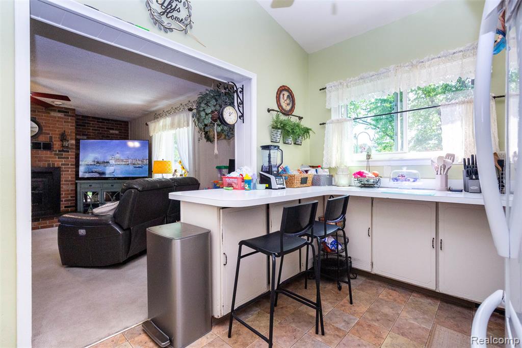 8315 Ingram Street, Westland, MI — Photo 11