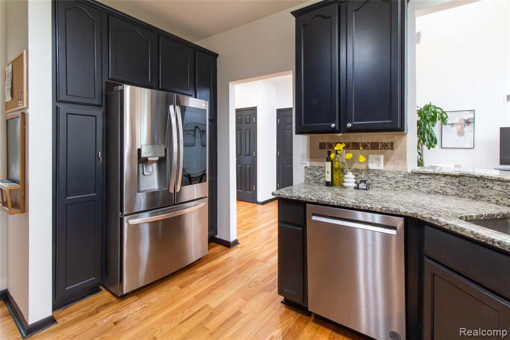 45229 Thorn Tree Lane, Macomb, MI 48044 — Photo 27