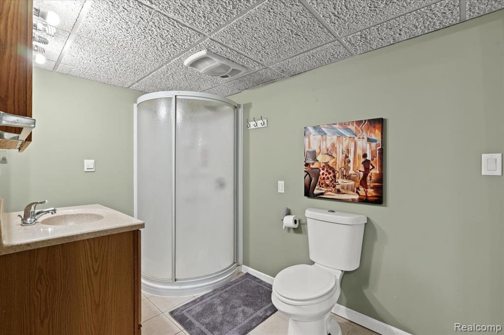 5352 Pine Needle Drive, Grand Blanc, MI 48439 — Photo 23