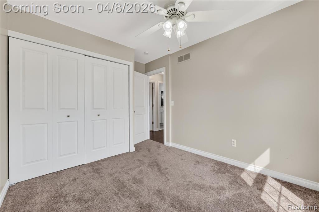 22184 Derby Road, Woodhaven, MI 48183 — Photo 32