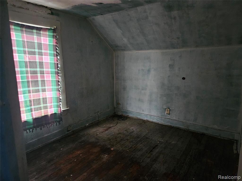 407 E 12th Street, Flint, MI 48503 — Photo 5