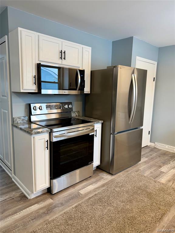 5976 Falkenbury Road, North Branch, MI 48461 — Photo 2