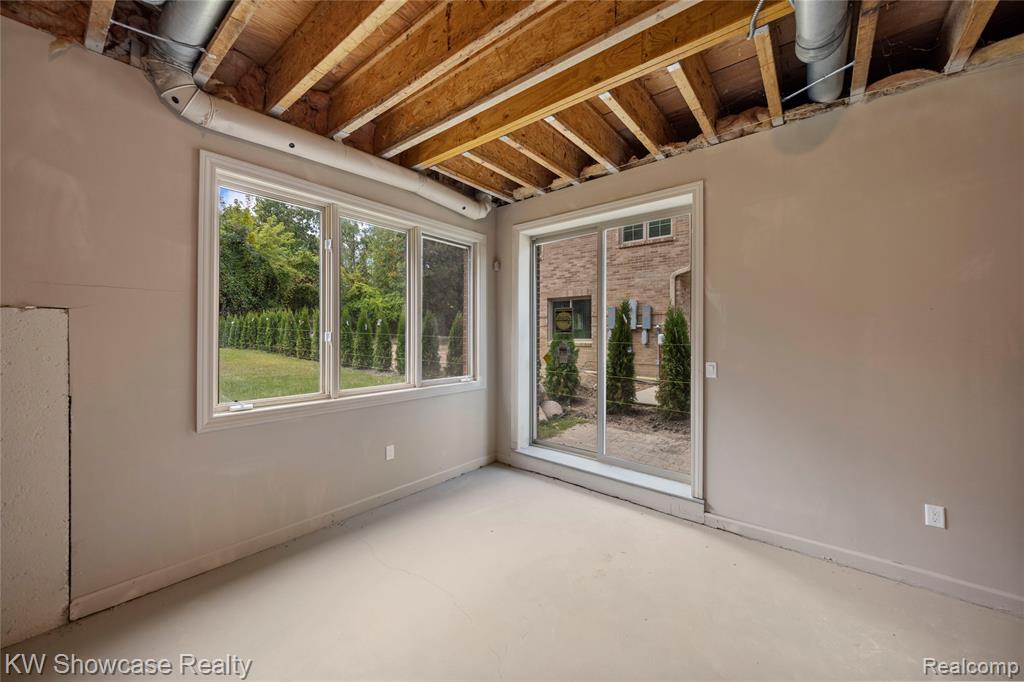 5512 Essex Court, West Bloomfield, MI — Photo 87