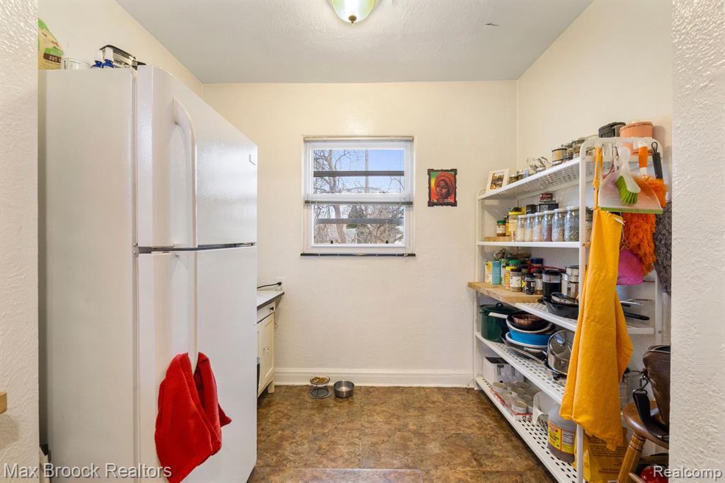 7626 W 7 MILE Road, Detroit, MI 48221 — Photo 13