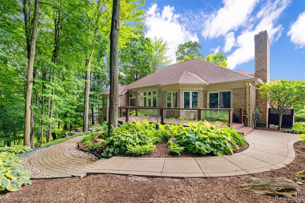 8661 DEERWOOD Road, Clarkston, MI 48348 — Photo 64