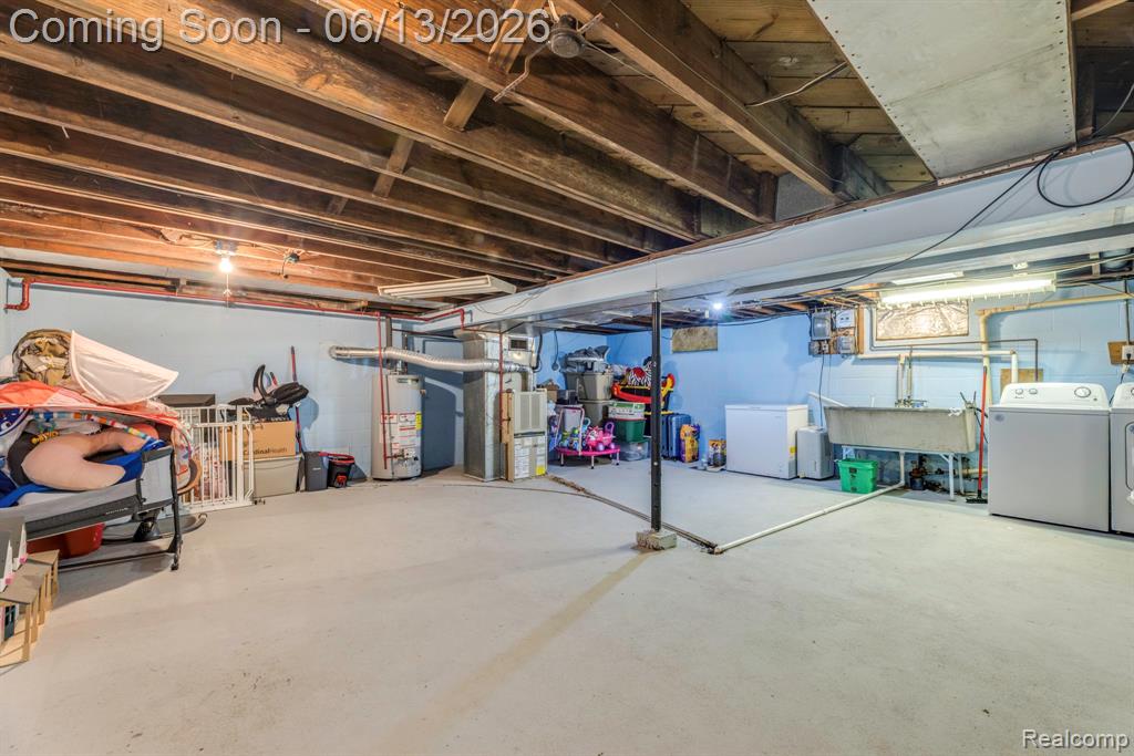 2435 Sharon Lane, Port Huron, MI 48060 — Photo 25