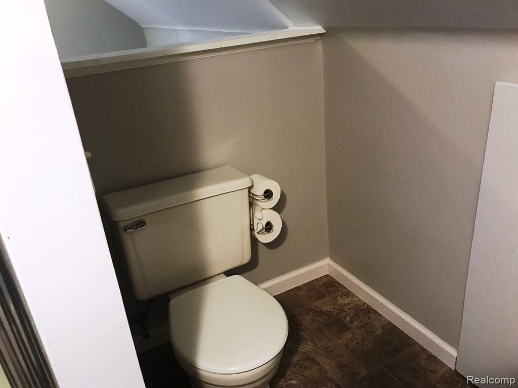 537 ROTH Boulevard, Clawson, MI — Photo 14