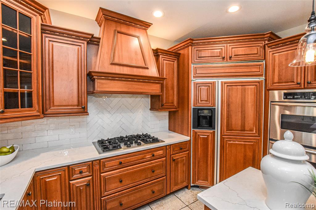 4215 Rolling Pines Court, Commerce Twp, MI 48382 — Photo 24