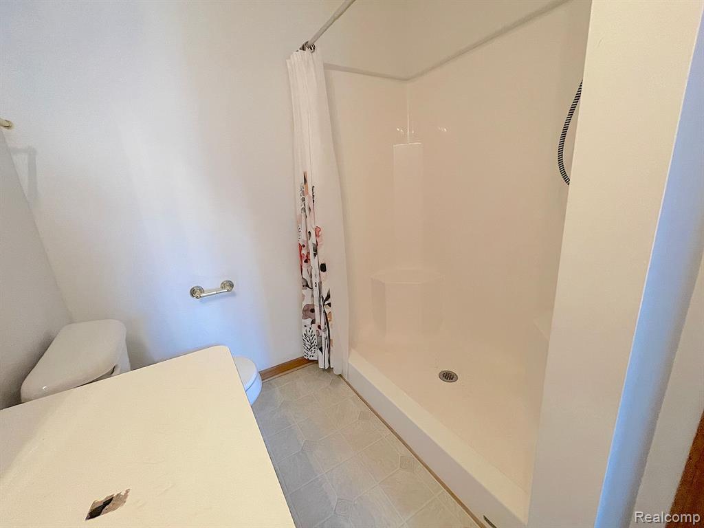 428 MARIGOLD Circle, Westland, MI — Photo 13