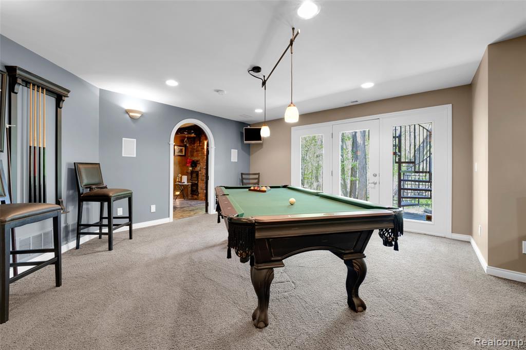 4502 Forest Edge Lane, West Bloomfield, MI 48323 — Photo 63