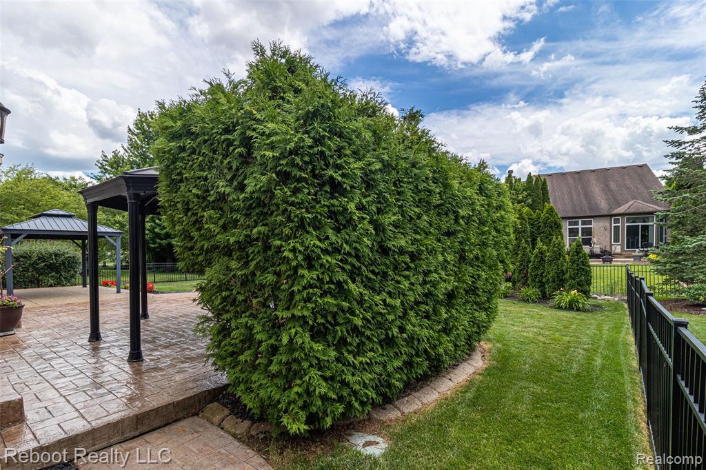 21294 Ascot Drive, Macomb, MI 48044 — Photo 85