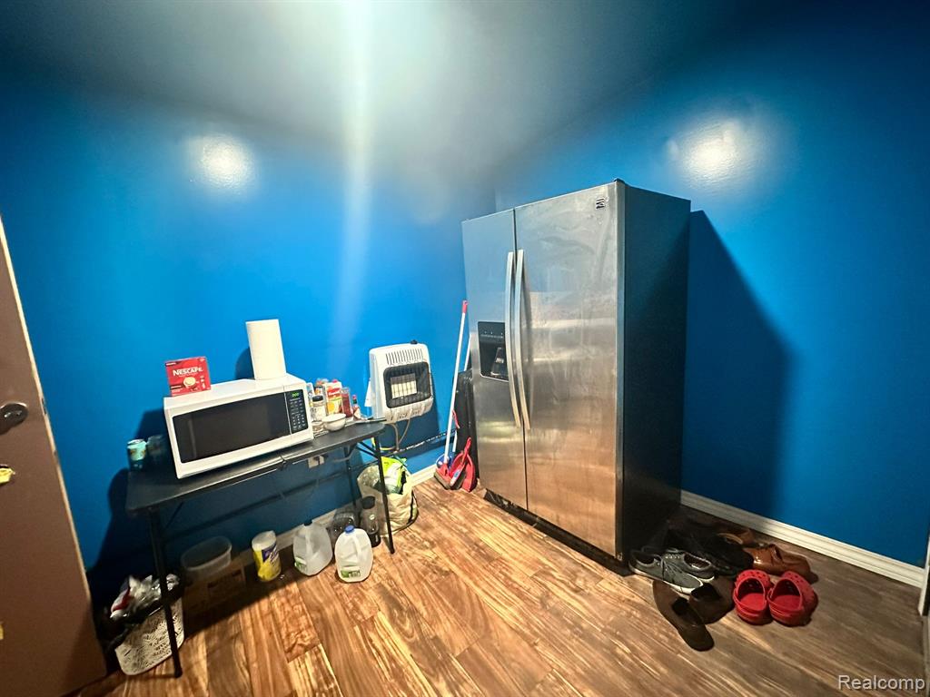 3875 Sobieski Street, Hamtramck, MI 48212 — Photo 9
