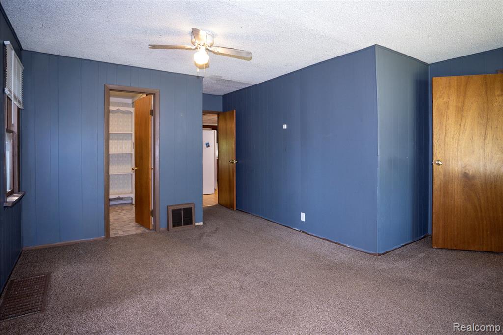 4169 N Belsay Road, Flint, MI 48506 — Photo 22