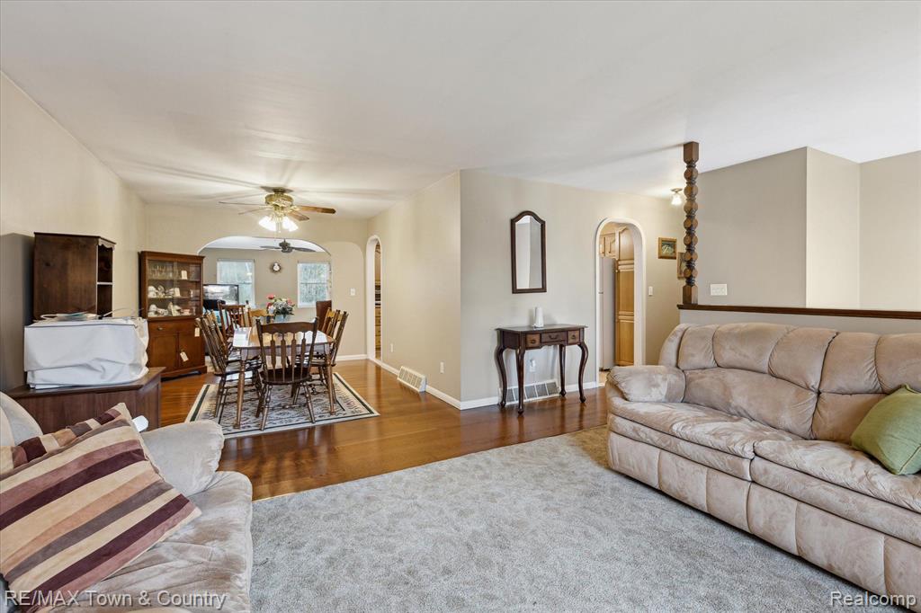 541 W STOCKWELL Road, Harrison, MI 48625 — Photo 9