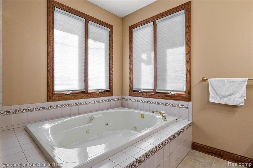 41194 MARKSWAY, Sterling Heights, MI 48314 — Photo 60